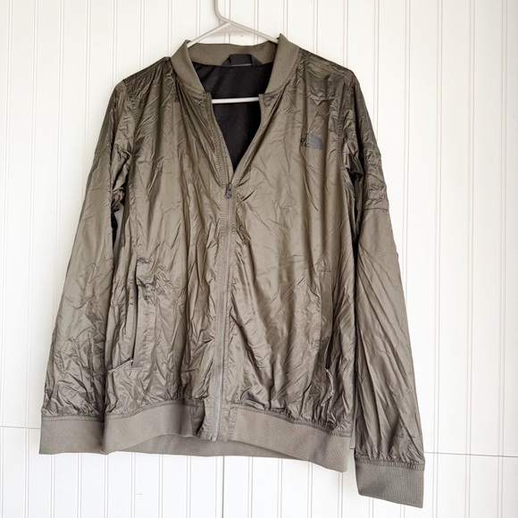 The North Face Jackets & Blazers - The North Face Size M Windwall bomber jacket in Olive Green